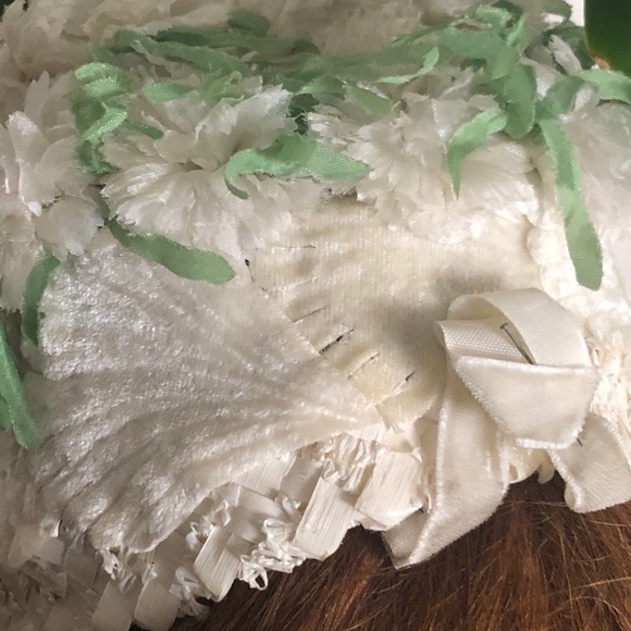 Vintage White Flower Hat by CINDERELLA